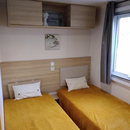 Apartment Mobilhome - 6 Personnes - 40 M2 Saint-Brévin-lʼOcéan